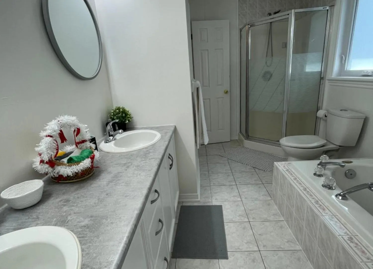 Apartamento Ciceks Properties Ottawa
